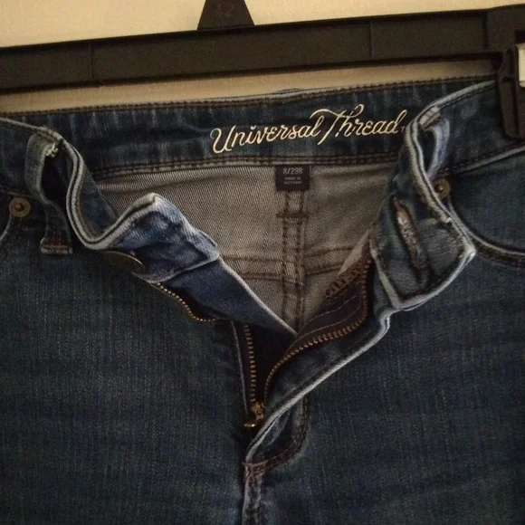 Universal Thread Jeans - Picture 3 of 7
